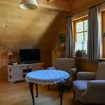 Bed & Breakfast Miodula - Krokusy Juz Sa! Odwiedz Miodula I Wybierz Sie Na Spacer Wsrod Wiosennych Krokusow