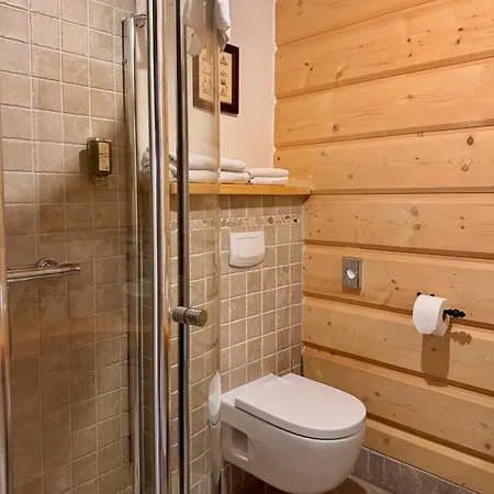 Nocleg ze śniadaniem Miodula- Zwierzęta Akceptowane Bezpłatnie, Bezpośredni Widok Na Góry, Parking W Cenie! Przy Pobycie Od Września Do Listopada Rezerwuj 4 Doby W Cenie 3 Nocy Dodatkowo 1h Jacuzzi Gratis Kościelisko